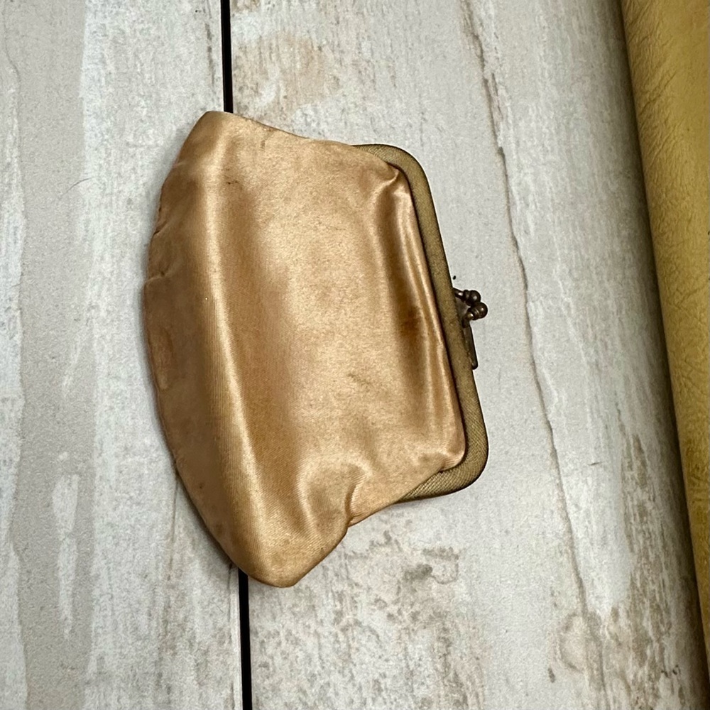 Glamorous Gold Leather Framed Kiss-lock 1940s Evening Party Old Hollywood Style - Picture 3 of 14